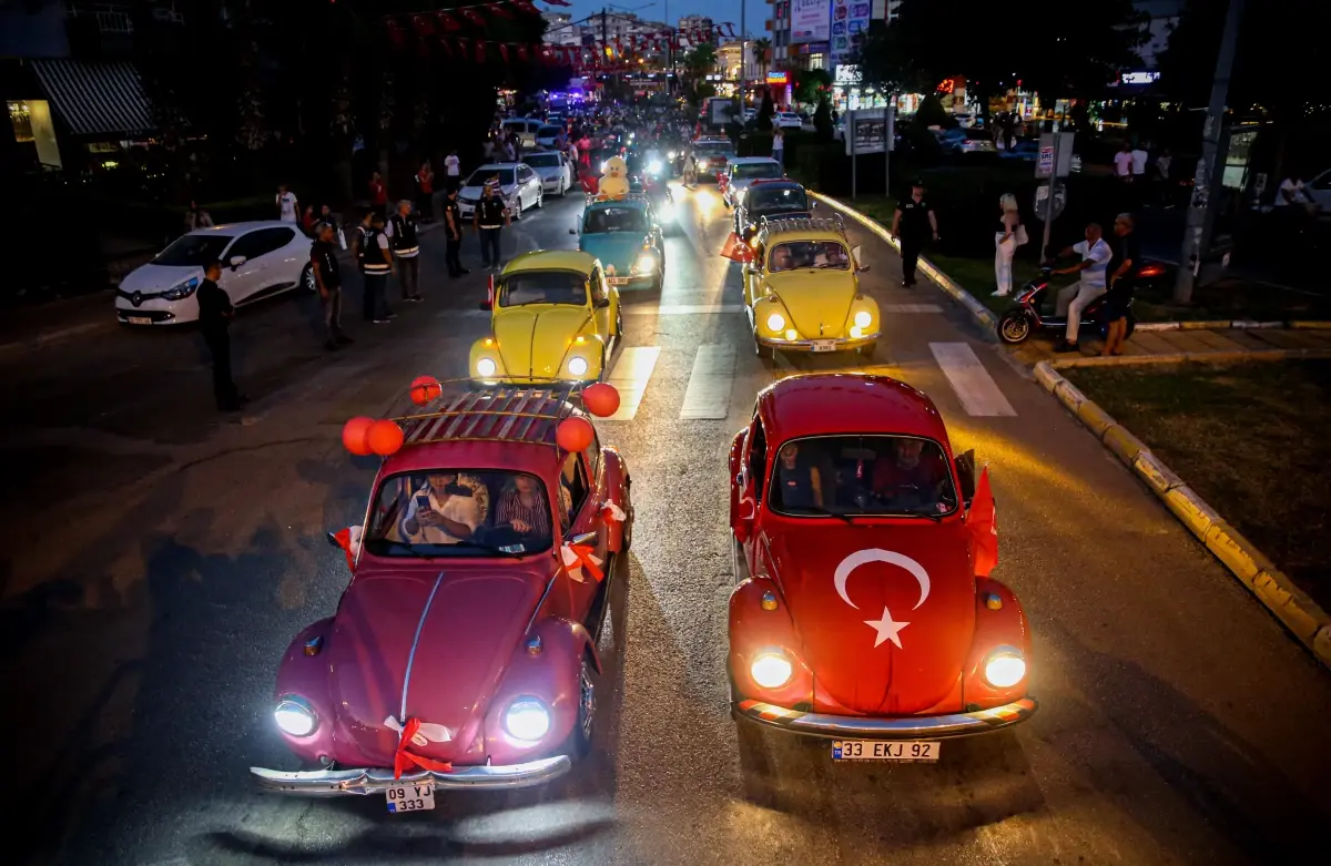 Adana, Mersin ve Hatay'da Büyük Zafer'in 100. yılı kutlandı