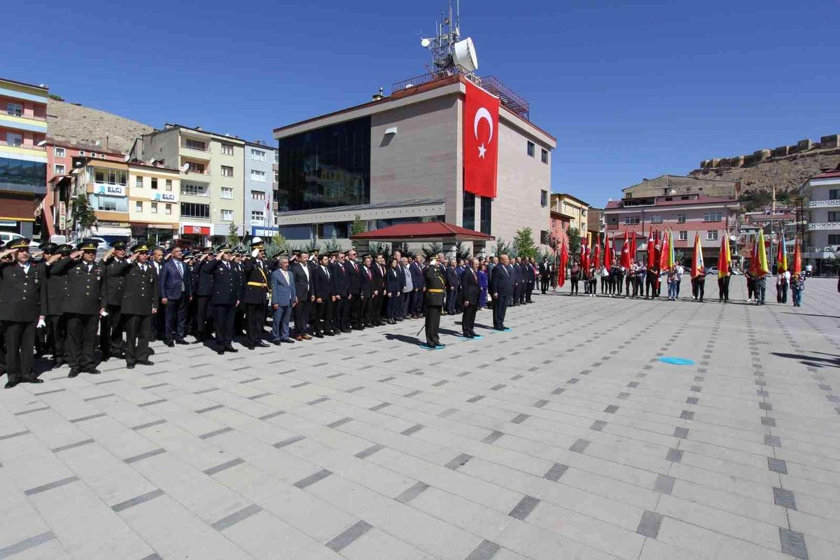 Bayburt\'ta 30 Ağustos Zaferi\'nin 100\'üncu yıl dönümü kutlandı
