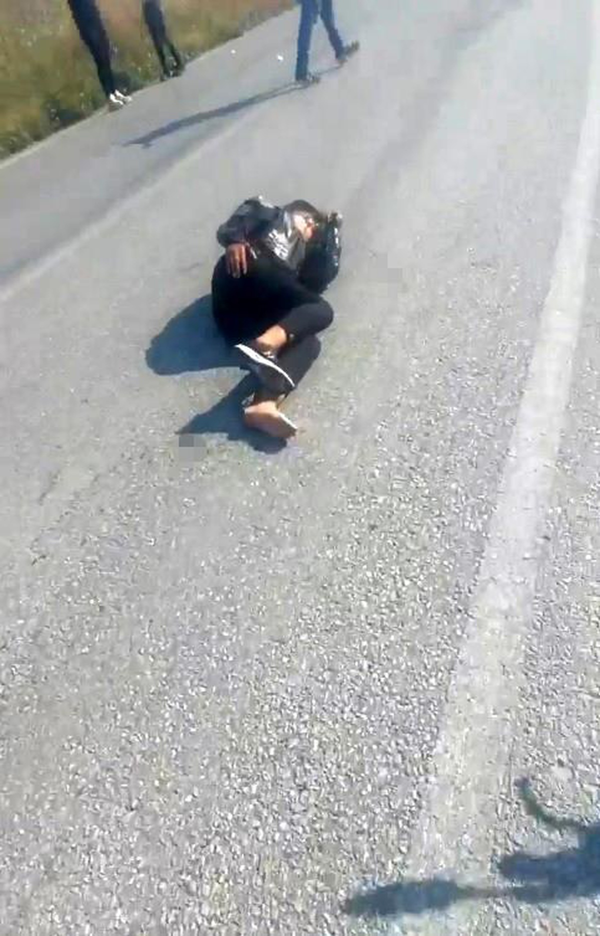 Bursa\'da motosiklet ile otomobil kafa kafaya çarpıştı: 1 ölü, 1 yaralı