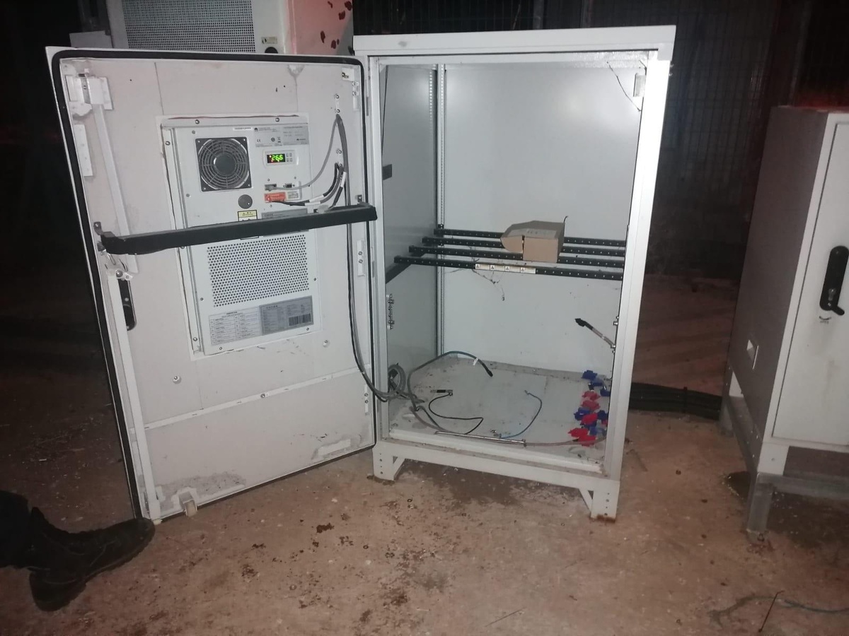 Gaziantep\'te baz istasyonundan akü çaldığı iddiasıyla bir şüpheli tutuklandı