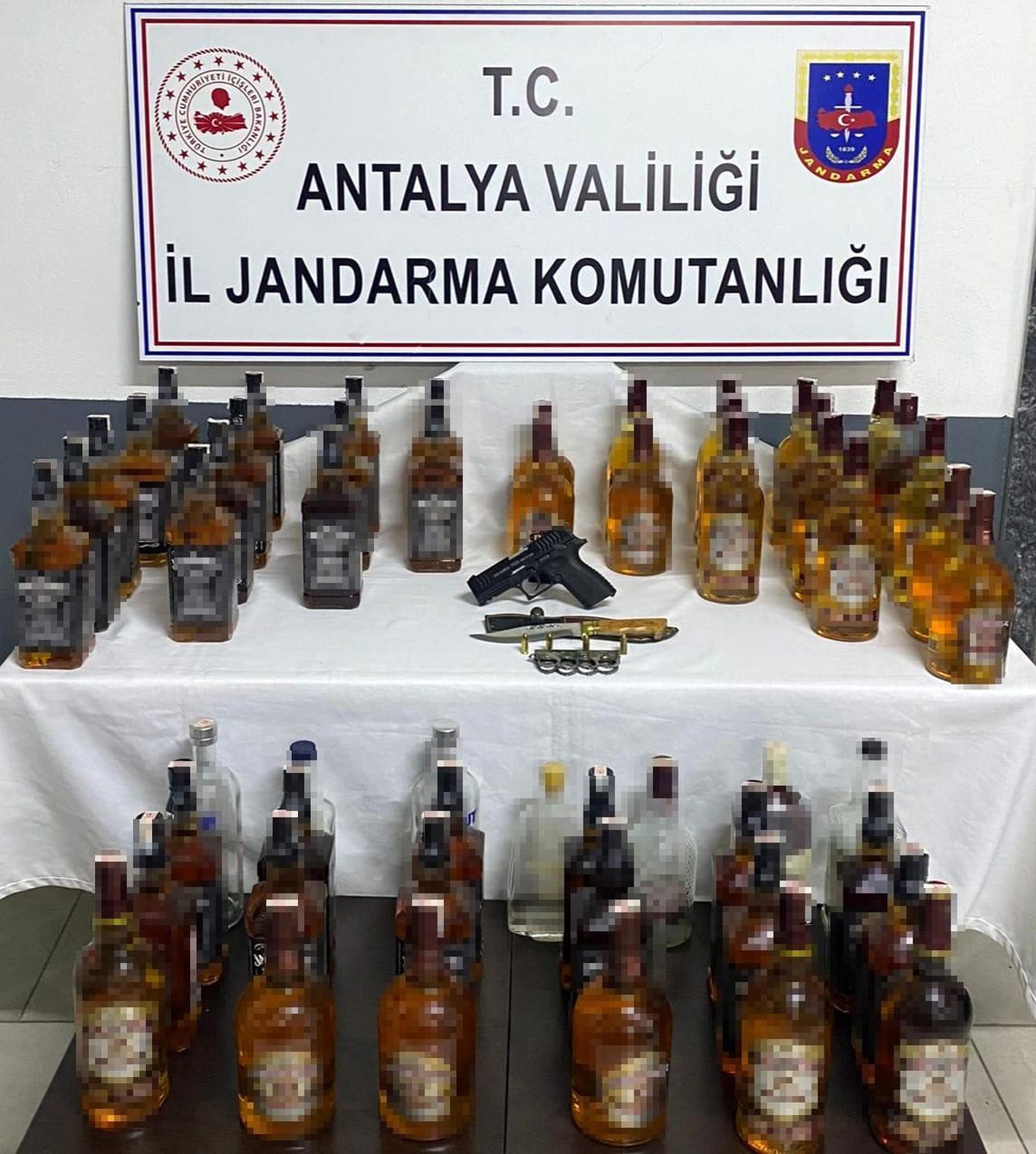 Jandarmadan sahte içki operasyonu