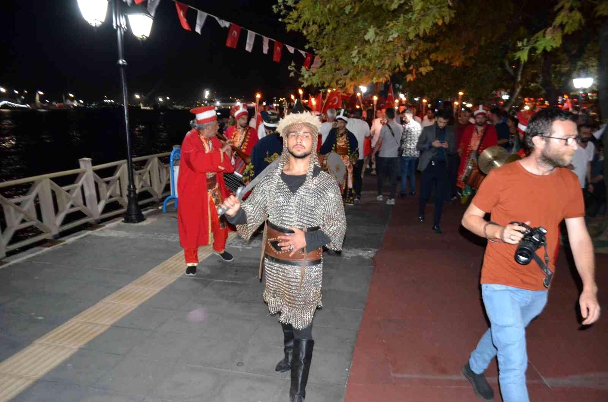 Tekirdağ\'da mehteranlı Zafer Bayramı kutlaması