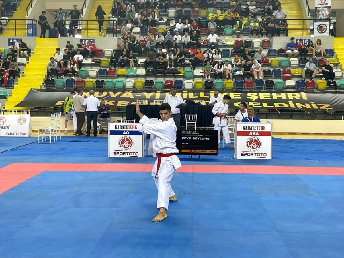 Türkiye Karate Milli Takım seçmeleri Balıkesir\'de başladı