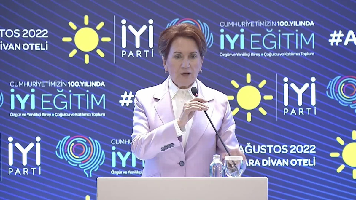 Akşener: Samsun\'un Bir Dağ Köyünden Yola Çıkmış Gelmiş Bir Genç Kadının, Benim Gibi Size Buradan Hitap Etmesi Mümkün Değil Artık
