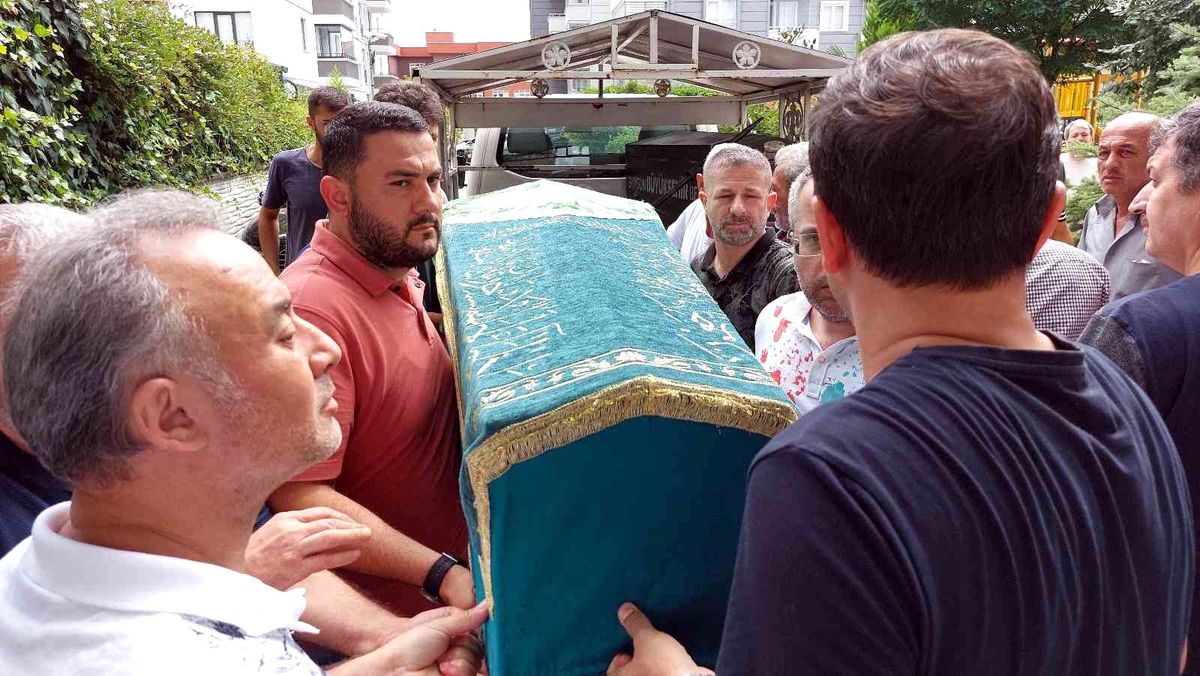Balkondan düşen görme engelli kız çocuğu hayatını kaybetti
