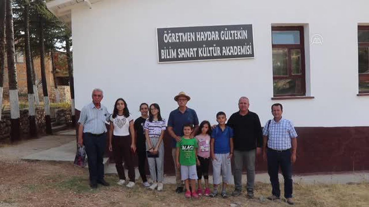 Karaman\'da eski köy okulu bilim, sanat, kültür akademisine dönüştürüldü