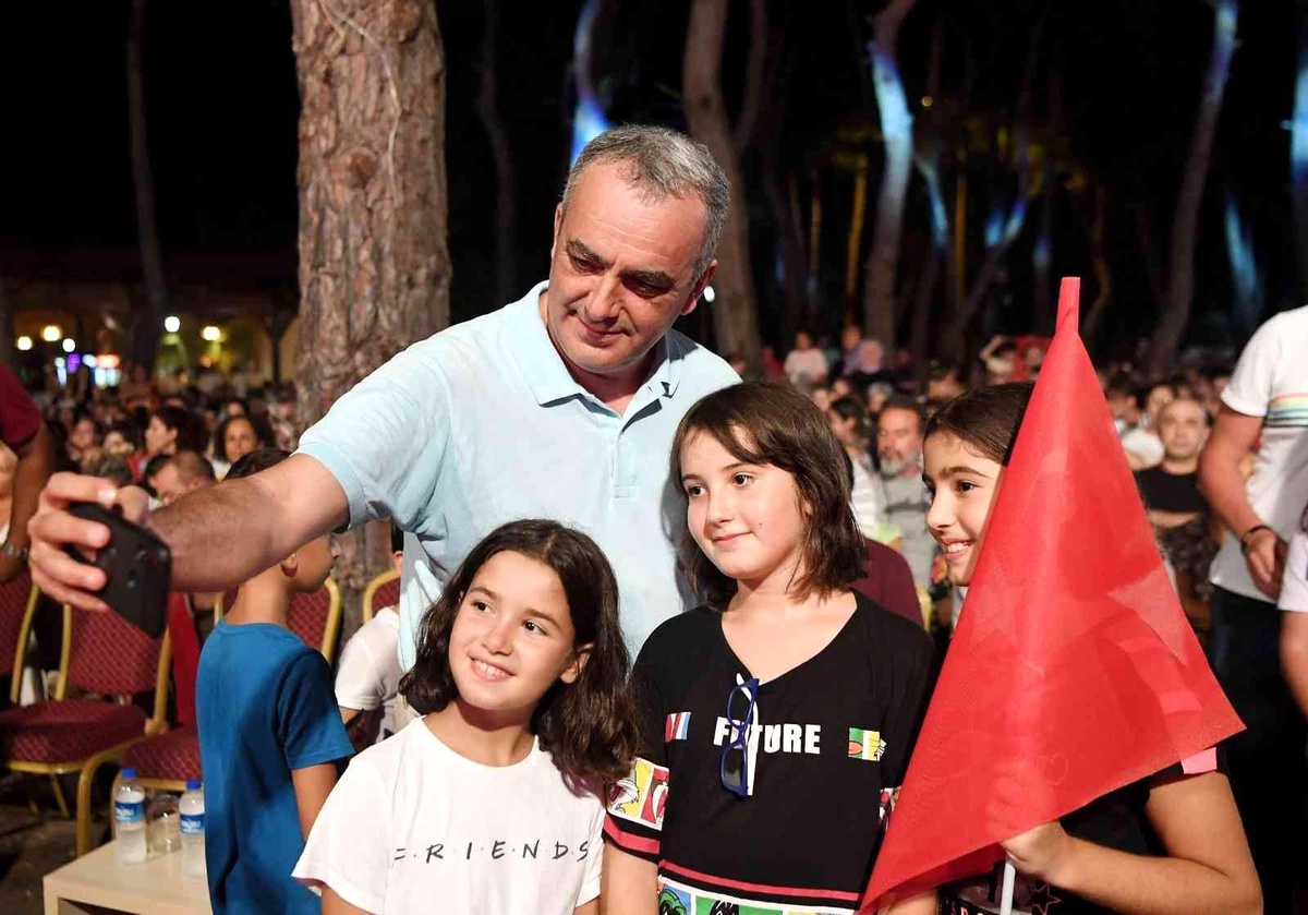 Konyaaltı\'nda duygulandıran \'Zafer\' kutlaması
