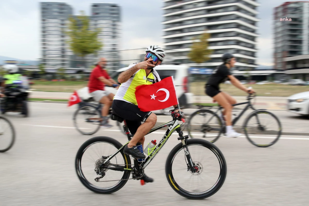 "Zafer\'den Barış\'a" pedalladılar