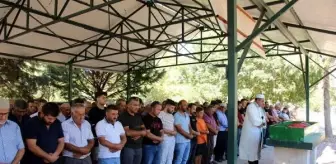 Otomobil takla attı, camdan fırlayan hukuk fakültesi öğrencisi Mine öldü (3)