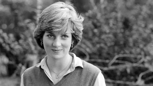 Prenses Diana: Ölümünün 25. yılında fotoğraflarla Diana'nın yaşamı