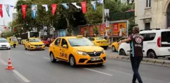 ŞİŞLİ'DE EMNİYET KEMERİ TAKMAYAN TAKSİCİLERE CEZA