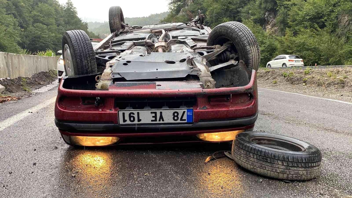 Zonguldak\'ta trafik kazası: 2 yaralı