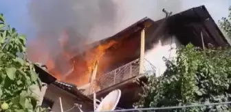 Ahırda çıkan yangın, eve sıçradı