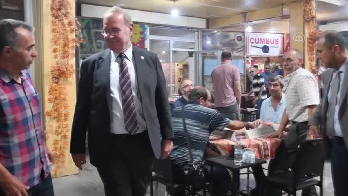 CHP Ekonomi Masası heyeti, Sivas\'ta esnafı ziyaret etti