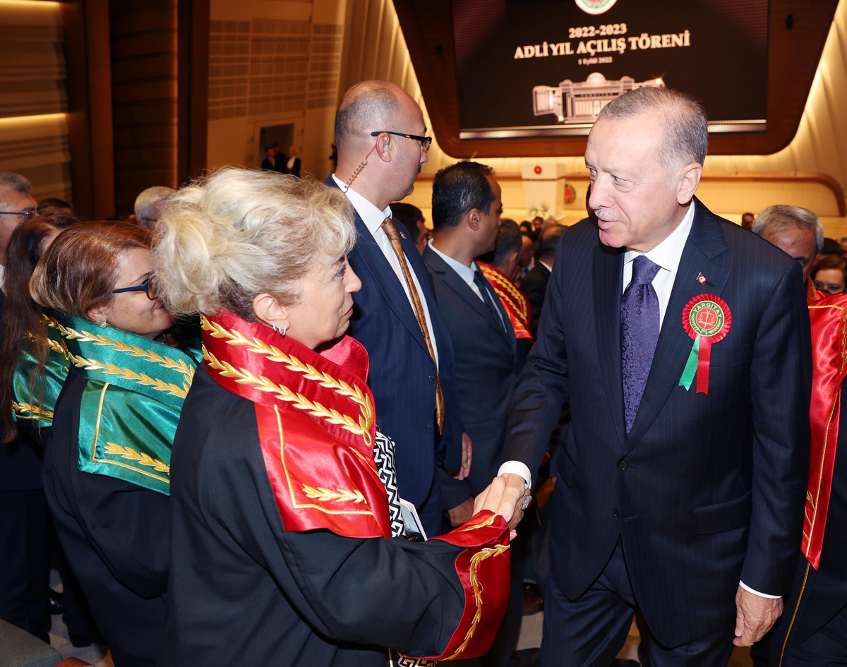Cumhurbaşkanı Erdoğan: "AİHM ile ilgili yapılan değerlendirmeler konusunda açık ve net söylüyorum; AİHM kararlarından adil değildir, siyasidir.