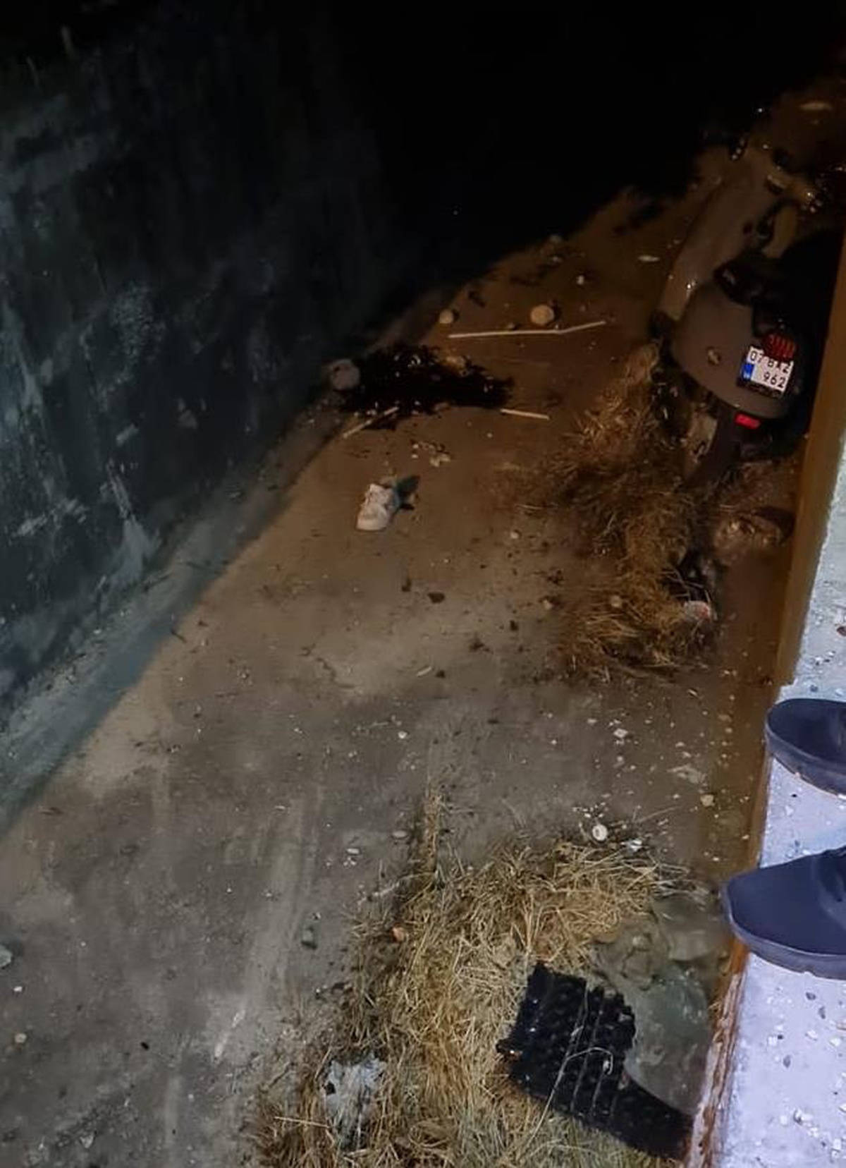 Antalya\'da sulama kanalına devrilen motosikletin sürücüsü öldü