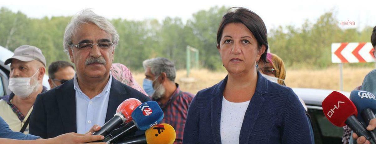 Buldan ve Sancar\'dan Tek Tweetlik Mesaj: "Adalet" ve "Barış"