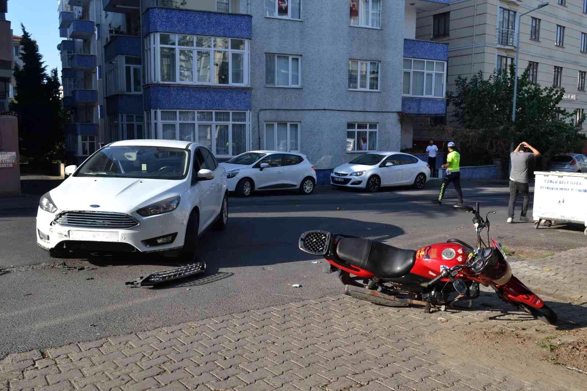 Çorlu\'da trafik kazası: 1 yaralı