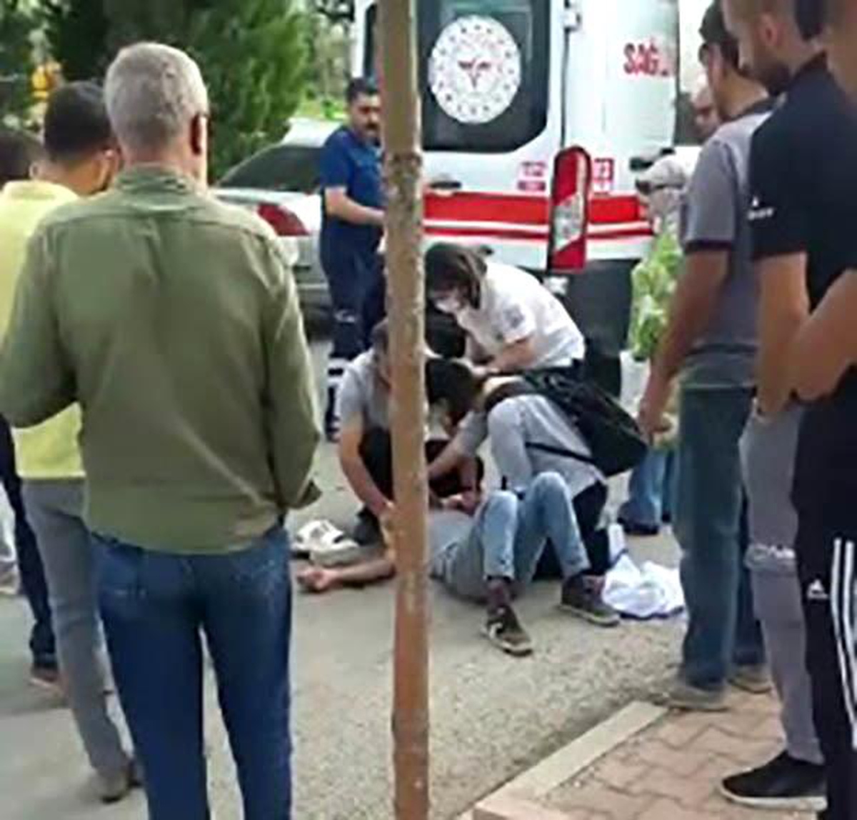 Elazığ\'da otomobil bisiklete çarptı: 1 yaralı