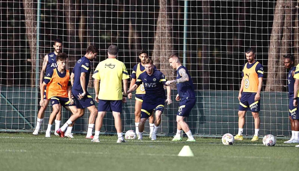Fenerbahçe, Kayserispor maçı hazırlıklarını tamamladı