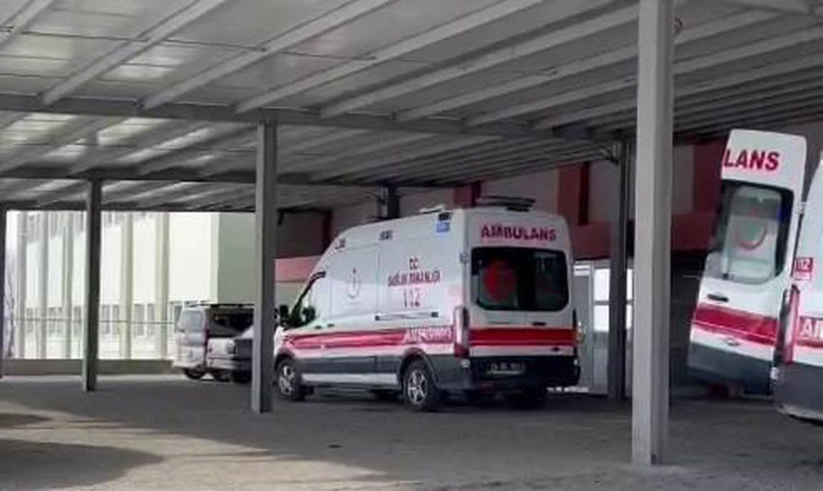 Horasan\'da akraba kavgası: 4 yaralı