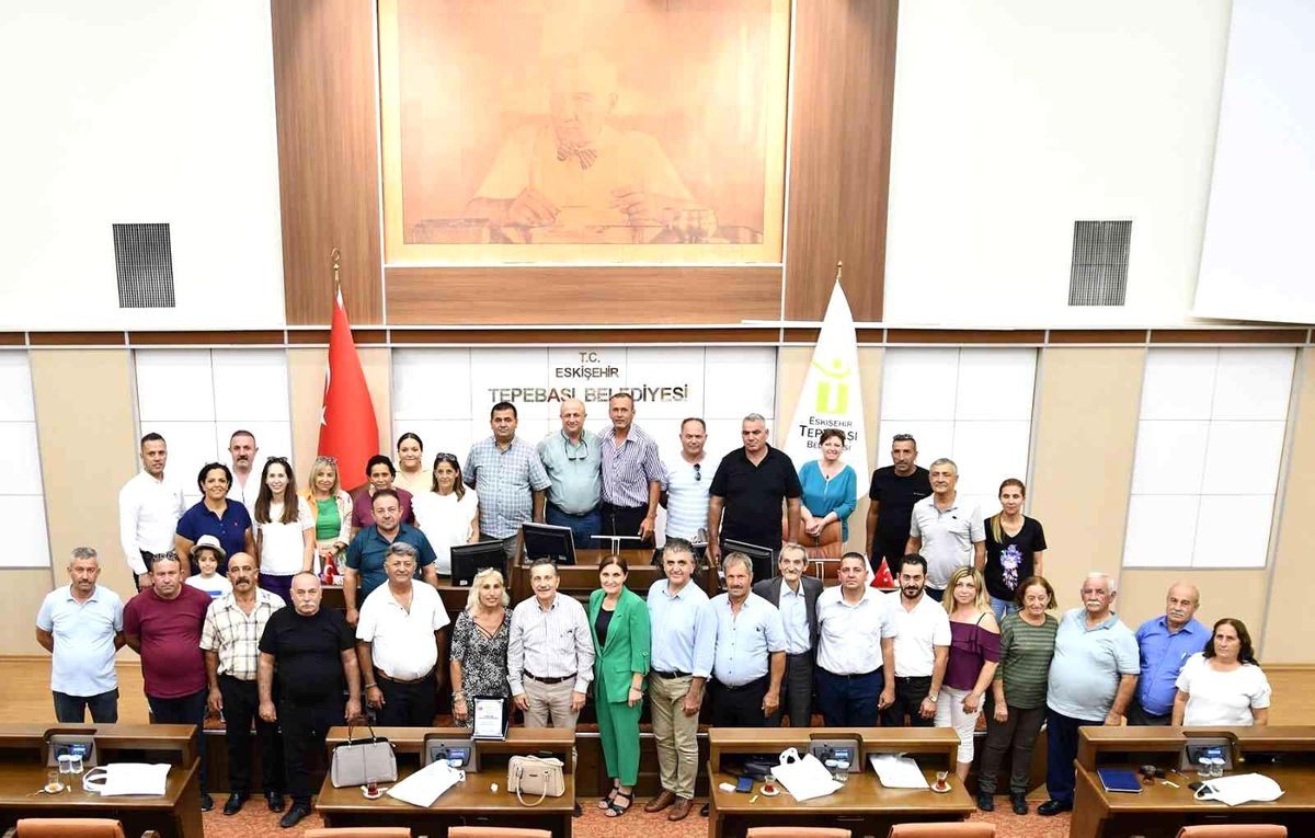 Kıbrıslı muhtarlar Tepebaşı\'na hayran kaldı