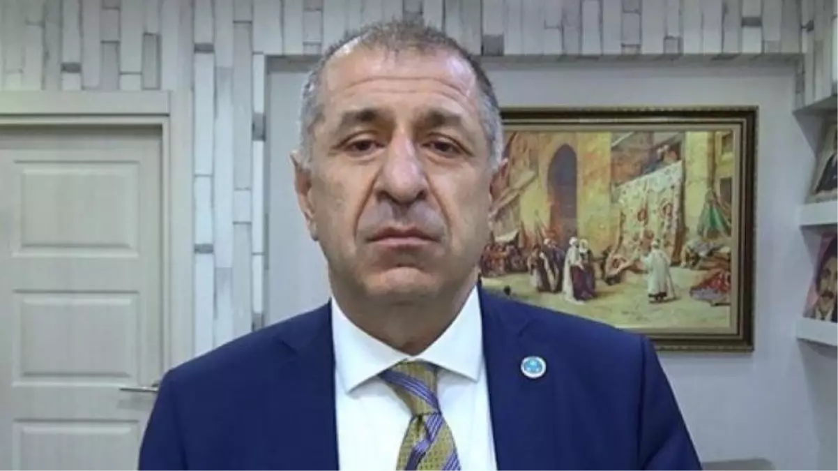 Zafer Partisi lideri Ümit Özdağ tek kelimelik paylaşım akımına çift kelime yazarak katıldı