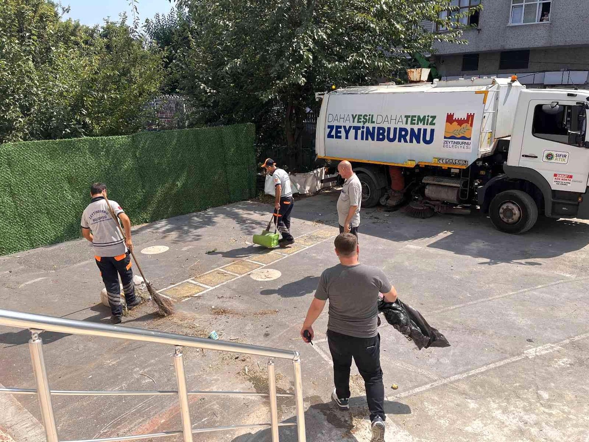 Zeytinburnu\'nda okullar yeni eğitim yılına hazırlanıyor