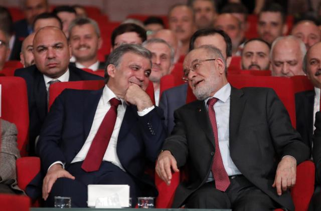 6'lı masanın ortaklarından Karamollaoğlu, gönlündeki cumhurbaşkanı adayının ismini verdi 6'lı masanın ortaklarından Karamollaoğlu, gönlündeki cumhurbaşkanı adayının ismini verdi