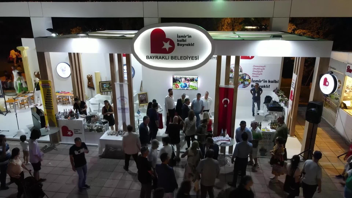 Bayraklı, İzmir Enternasyonal Fuarı\'ndaki Yerini Aldı