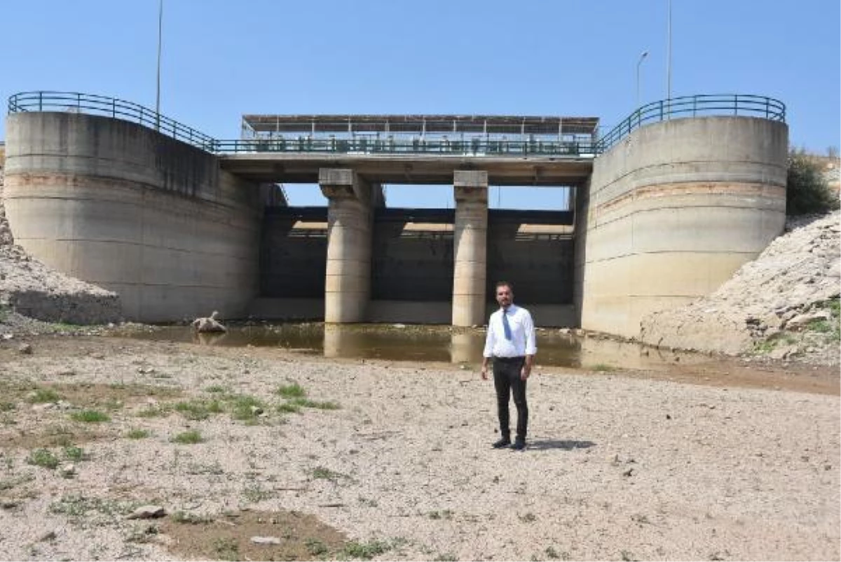Bodrum\'da barajların su seviyesi 5 ayda yarı yarıya azaldı