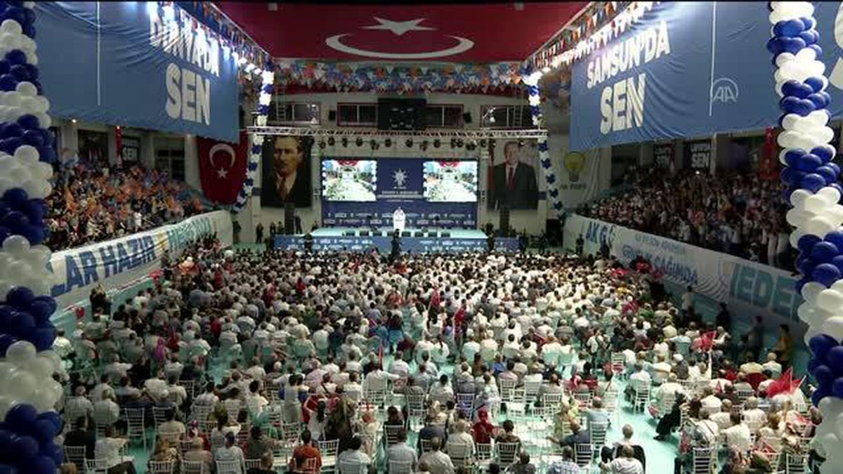 Cumhurbaşkanı Erdoğan: 'Bu cennet vatanı müstevlilerin siyaset mühendisliklerine teslim edemeyiz'