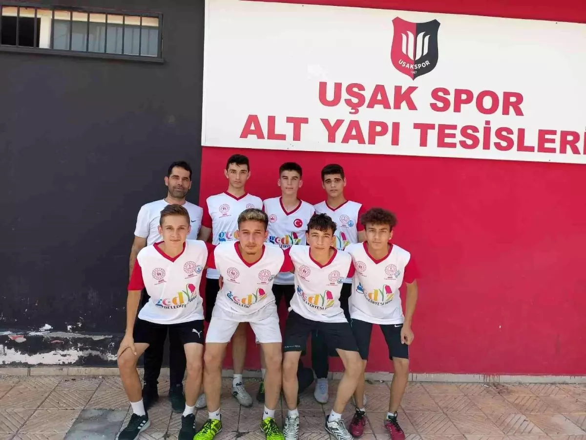 Gedizli sporculara Kütahyaspor ve Uşakspor\'dan davet