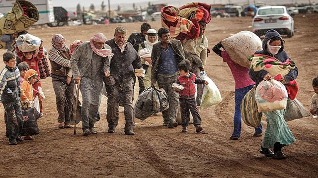 İçişleri Bakan Yardımcısı Çataklı: Ülkesine geri dönen Suriyeli sayısı şu anda 521 bin 39 İçişleri Bakan Yardımcısı Çataklı: Ülkesine geri dönen Suriyeli sayısı şu anda 521 bin 39
