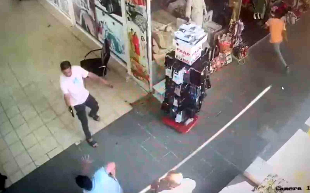 İşyeri anlaşmazlığı kavgasında karşılıklı silahlar konuştu: 2 yaralı
