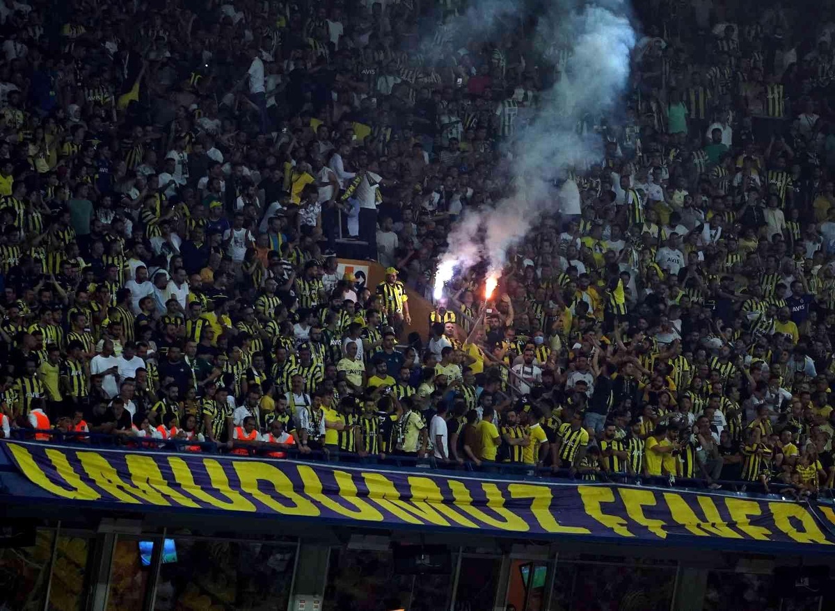 Kadıköy\'de maçı 38 bin 802 taraftar izledi