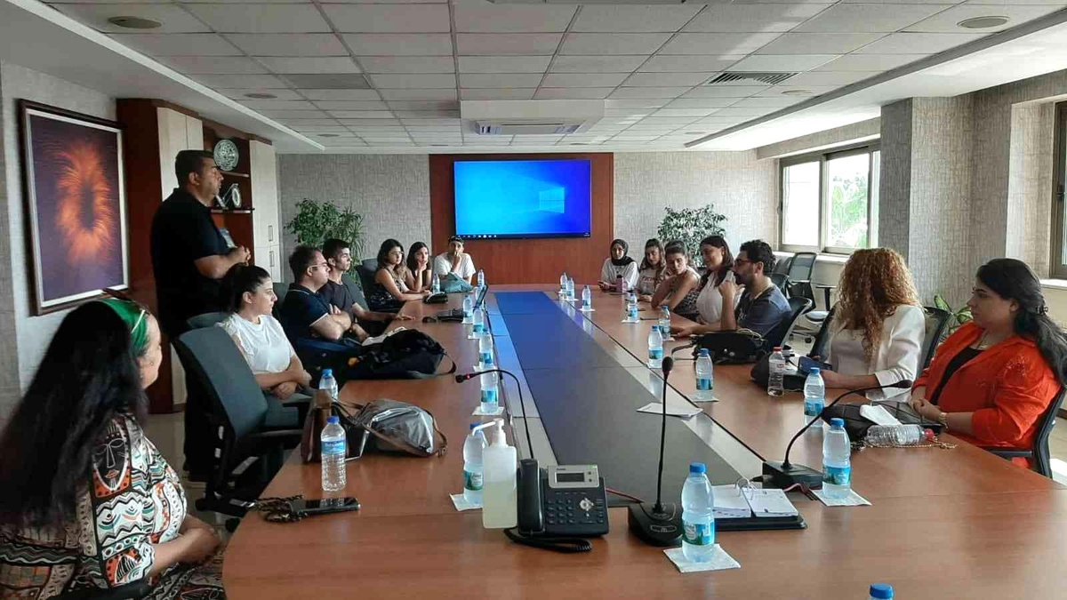 Kariyer Merkezi kursiyerleri iş dünyası ile buluşuyor