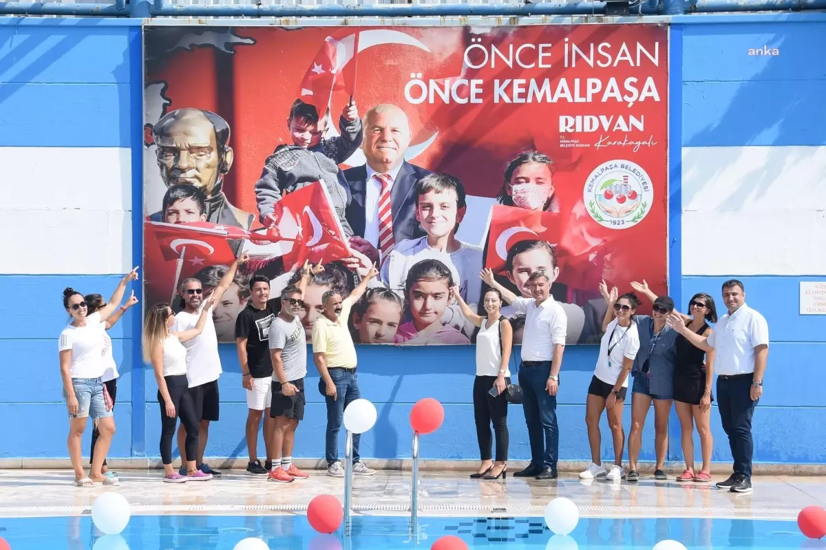 Kemalpaşa\'da Yüzlerce Çocuk Yüzme Öğrendi