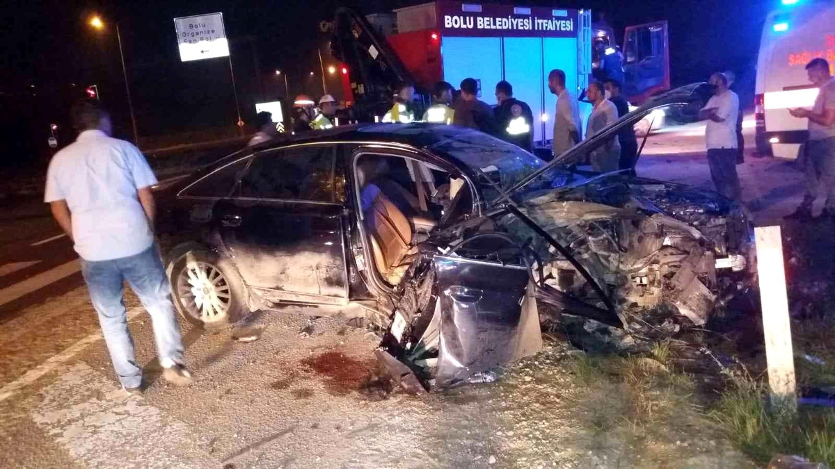Bolu\'da otomobilin elektrik direğine çarpması sonucu 1 kişi yaralandı