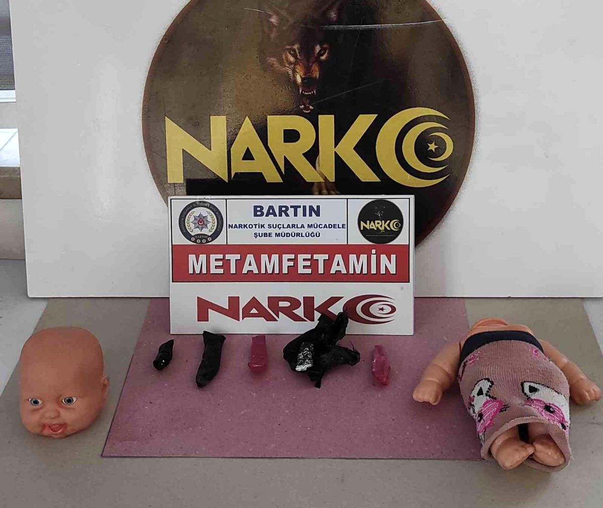 Oyuncak bebek içerisinden uyuşturucu madde çıktı