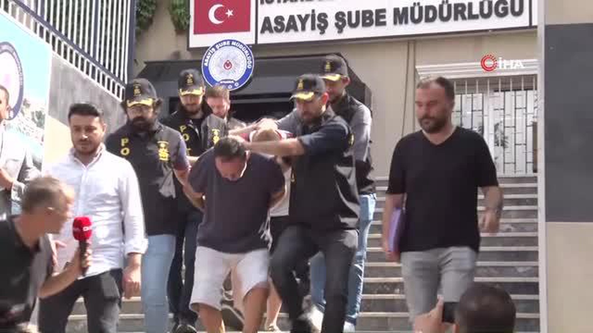 Riva\'daki TFF Binası\'na silahlı saldırı olayında gözaltına alınan 3 kişi Asayiş Şube Müdürlüğü\'ndeki işlemlerinin tamamlanmasının ardından adliyeye...