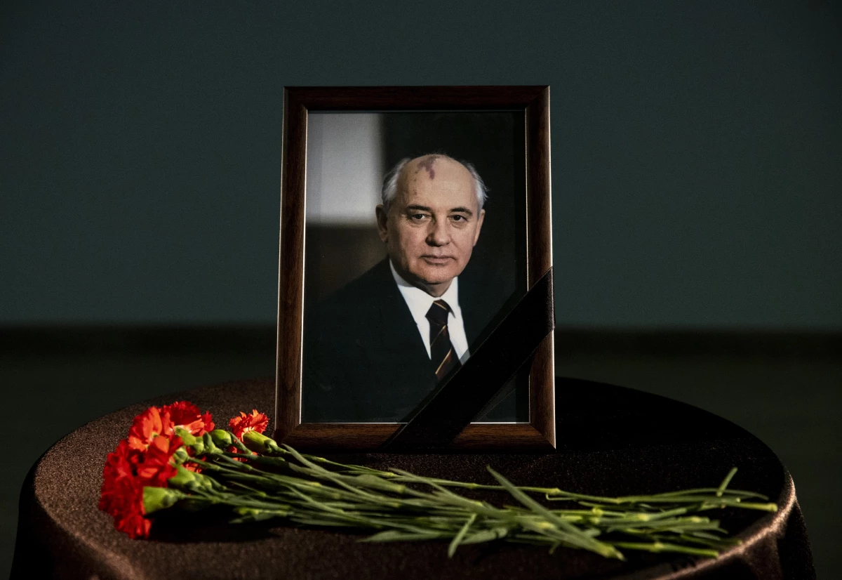 Rusya\'nın Ankara Büyükelçiliğinde eski Sovyet lideri Gorbaçov için taziye defteri açıldı