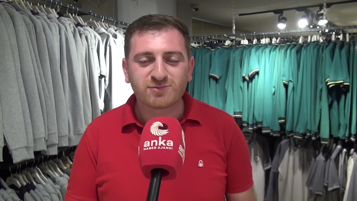 Sinoplu Okul Kıyafeti Satıcısı: "Geçen Sene 79,50 TL Olan İlköğretim Forması Bu Sene 139,50 TL Oldu"