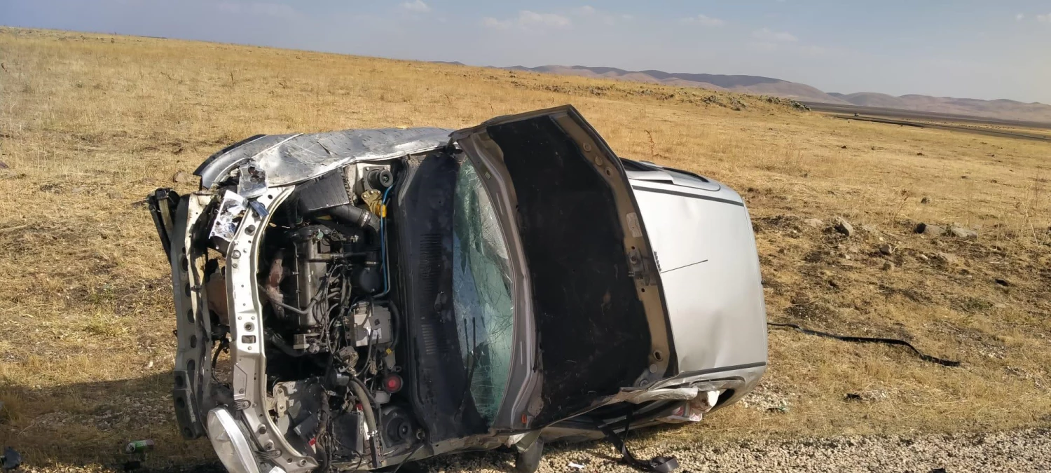 Erzurum\'da tayini çıkan genç öğretmen, yeni görev yerine gittiği esnada yaşadığı trafik kazası sonucu hayatını kaybetti