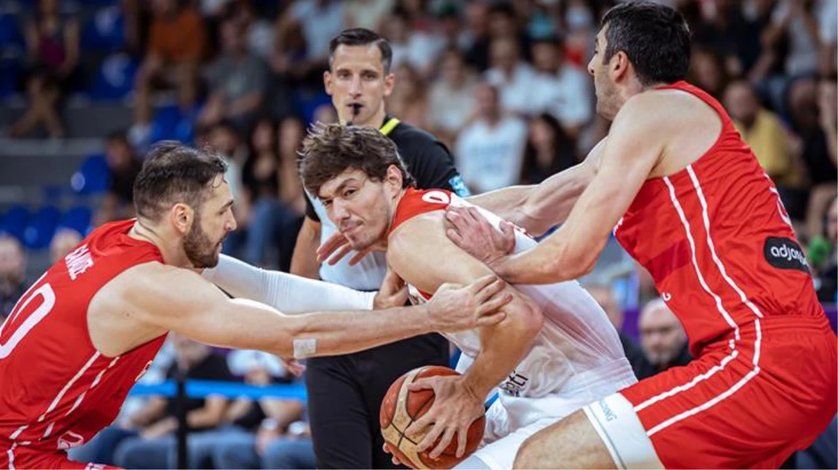 A Milli Basketbol Takımı, Avrupa Şampiyonası\'nda ilk yenilgisini Gürcistan karşısında aldı