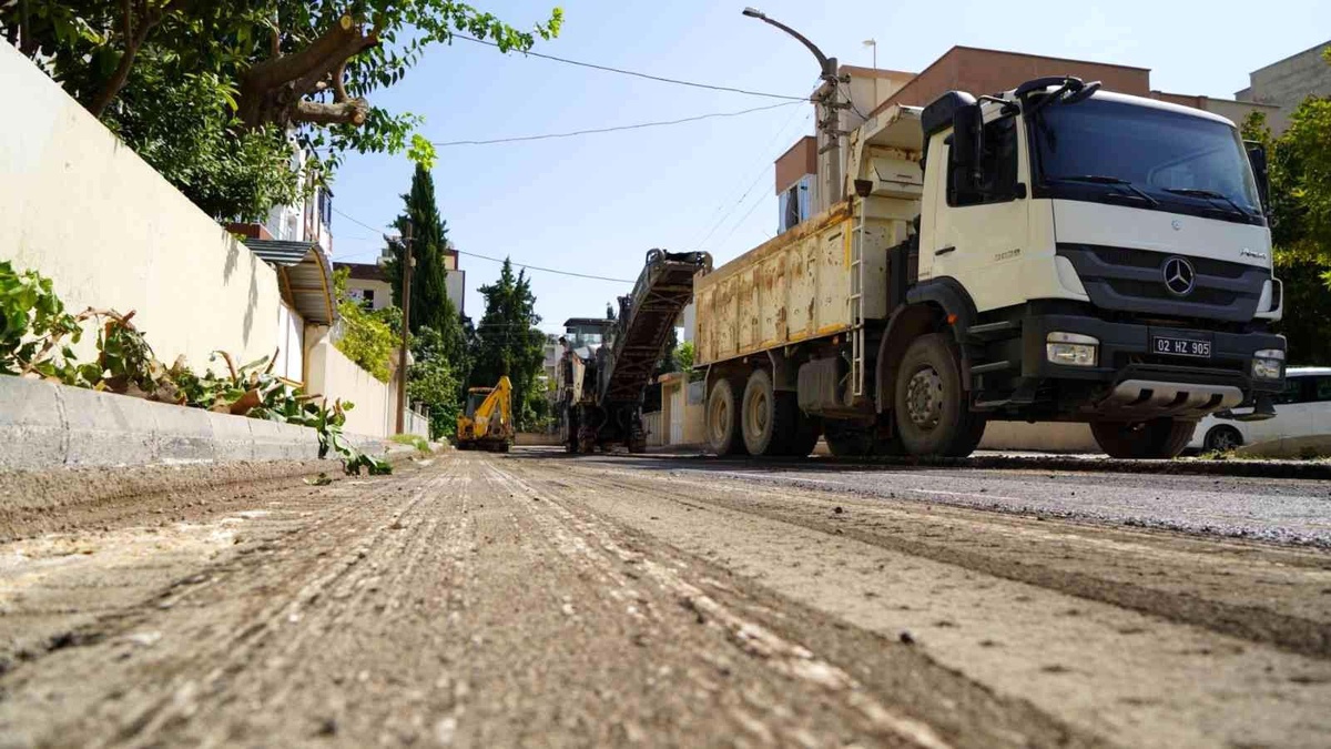 Alitaşı Mahallesinde freze çalışması başladı