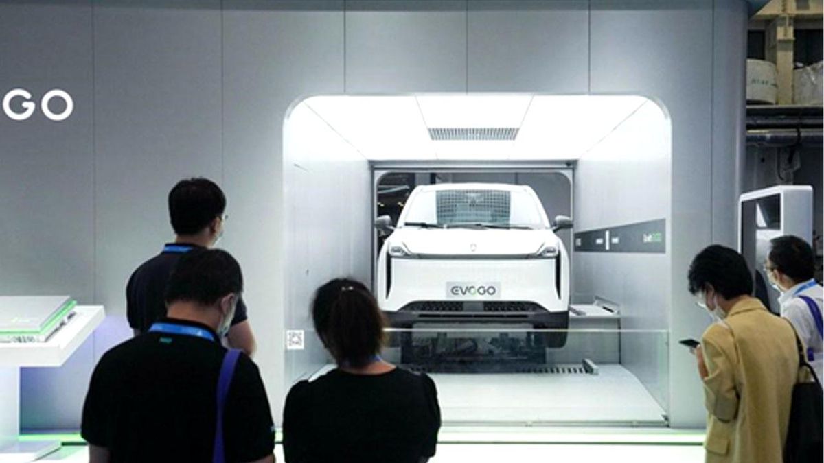 Çin\'in Jiangsu Eyaletinde Yeni Enerjili Araç Üretimi Yılın İlk 7 Ayında Rekor Kırdı