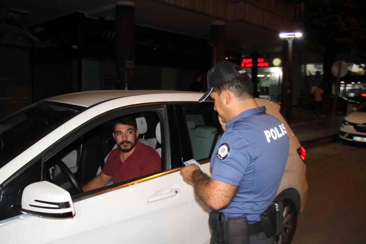 Elazığ\'da gece denetimleri sürüyor
