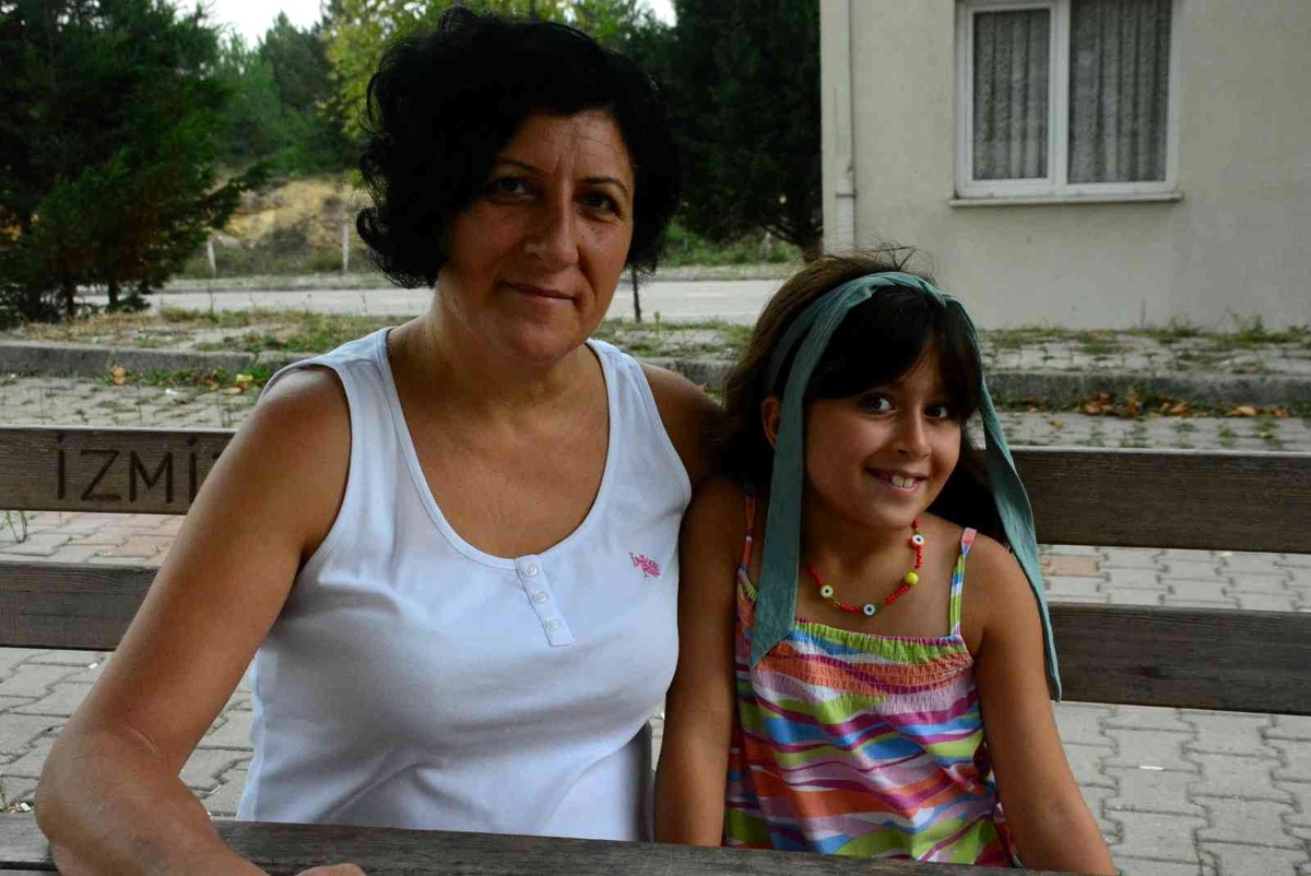 Çocuğunun oyuncu olması hayaliyle ajansa başvurdu, icra gelince hayalleri suya düştü