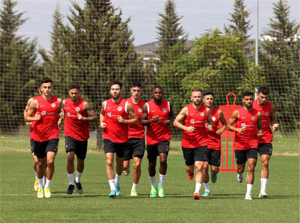 Antalyaspor\'da, Kayserispor hazırlıkları başladı